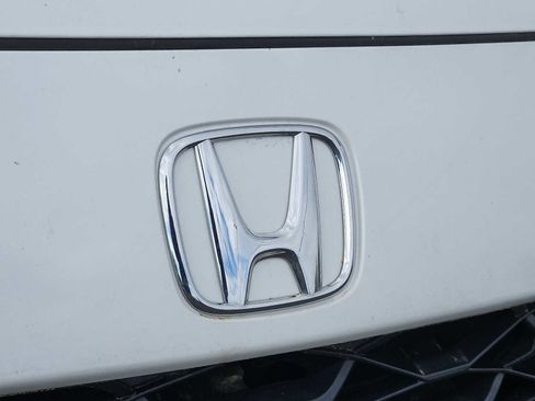 Certified 2024 Honda HR-V LX image 4