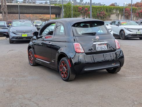 Used 2017 FIAT 500 e w/ Esport Package image 8