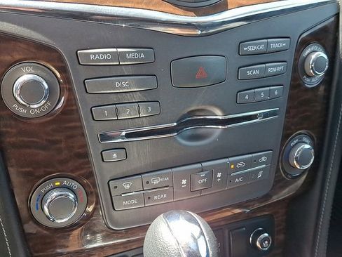 Used 2019 Nissan Armada Platinum RWD image 16