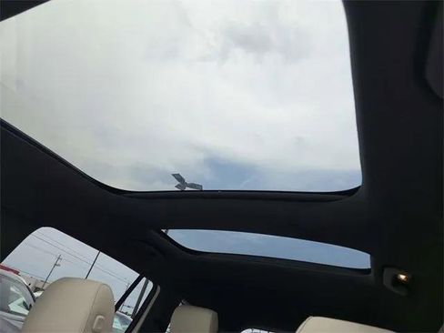 Certified 2025 Mercedes-Benz GLB 250 GLB 250 image 18