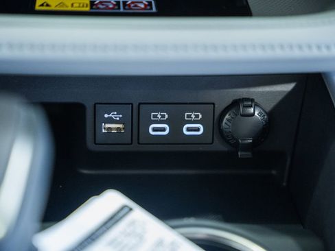 New 2026 Toyota Highlander XLE AWD/4WD image 25