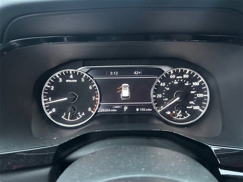 Used 2023 Nissan Pathfinder SL image 14