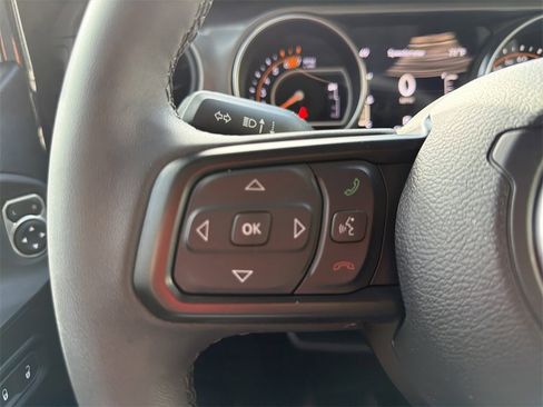 Used 2023 Jeep Wrangler Sport S image 25