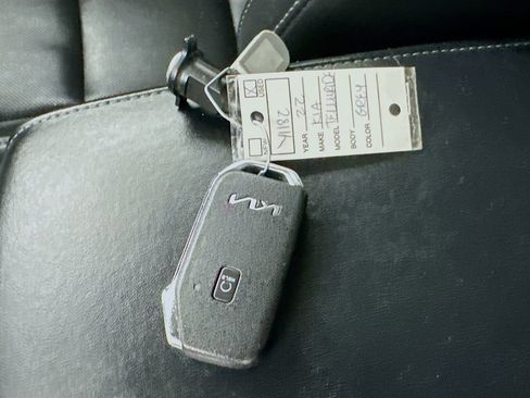 Used 2022 Kia Telluride LX AWD/4WD image 34