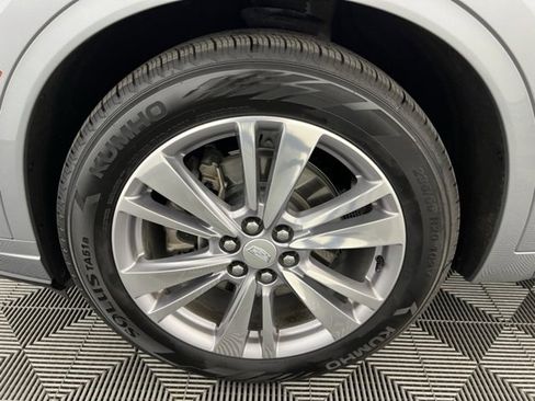 Used 2024 Cadillac XT6 Premium Luxury image 33