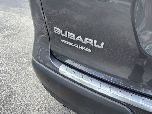 Used 2022 Subaru Ascent Premium w/ Convenience Package AWD/4WD image 37
