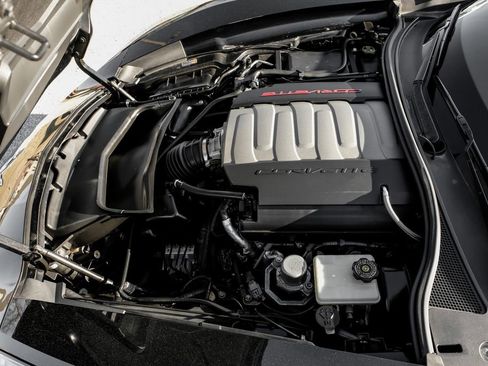 Used 2016 Chevrolet Corvette Stingray Coupe w/ 3LT Preferred Equipment Group image 37