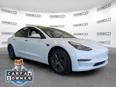 Used 2023 Tesla Model 3 Standard Range RWD image 1