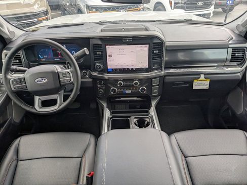 New 2025 Ford F250 Lariat w/ Lariat Ultimate Package image 17