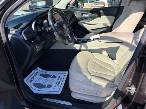 Used 2020 Buick Envision Essence FWD image 15