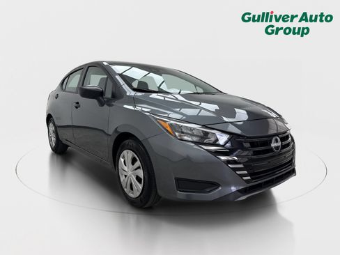 Used 2025 Nissan Versa S w/ Trunk Package FWD image 13