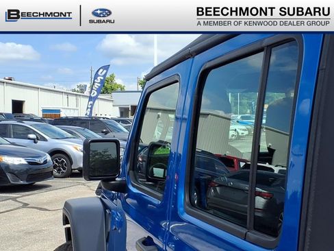 Used 2022 Jeep Gladiator Sport w/ Trailer Tow Package image 24