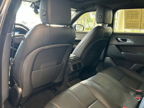 Used 2025 Land Rover Range Rover Velar Dynamic SE AWD/4WD image 39