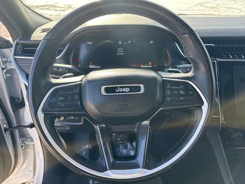 Used 2022 Jeep Grand Cherokee Altitude image 20