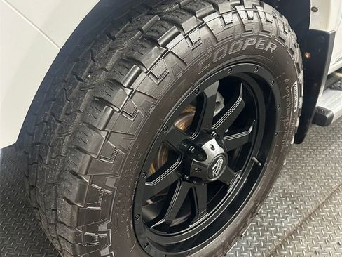 Used 2018 RAM 1500 Limited image 8