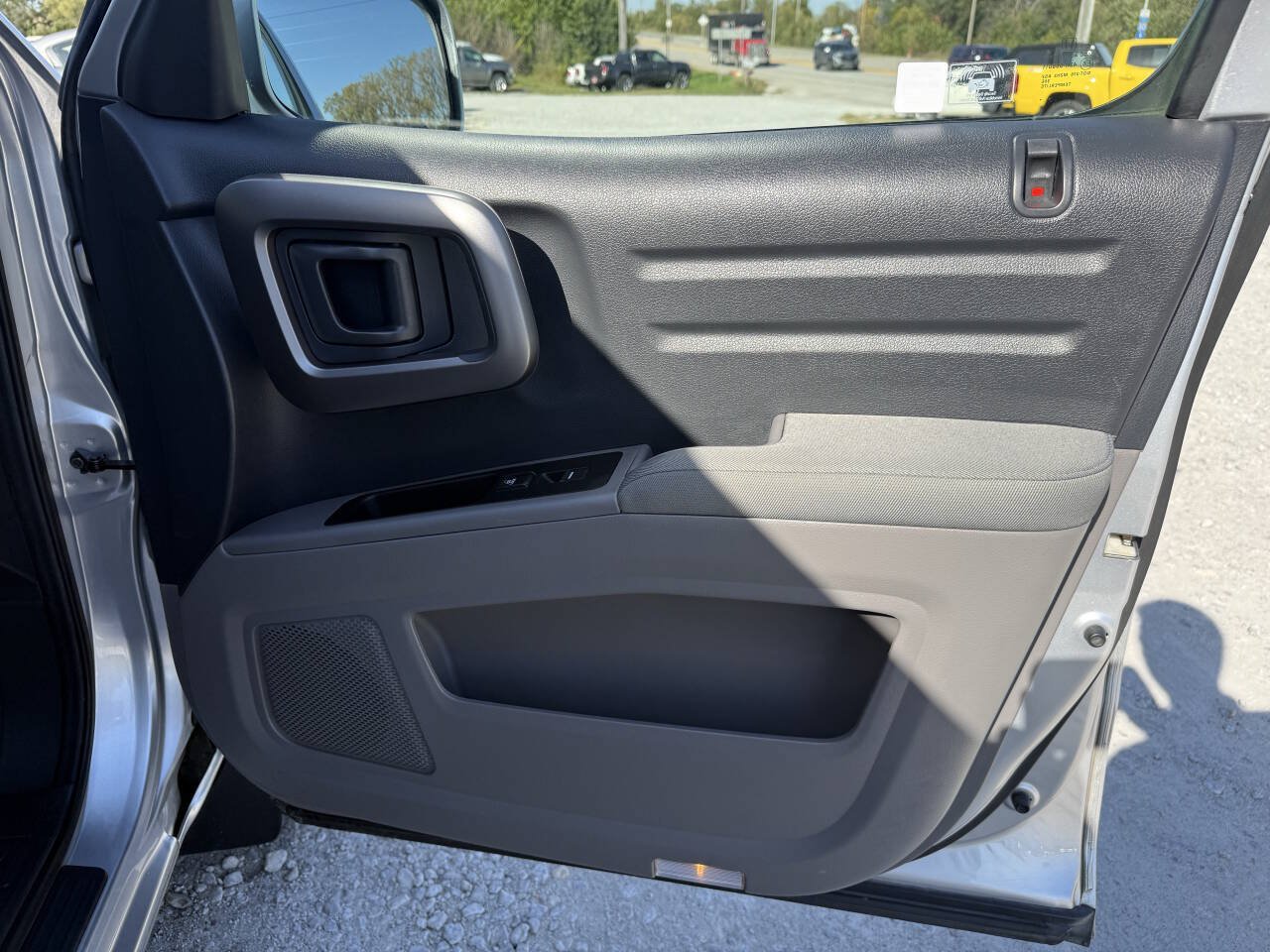 Used 2012 Honda Ridgeline RTS image 10