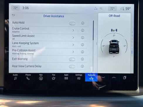 New 2025 Ford F150 Lariat w/ Equipment Group 502A High image 33