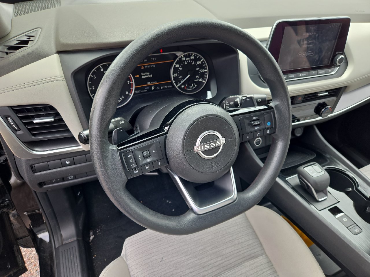 Used 2023 Nissan Rogue SV AWD/4WD image 10