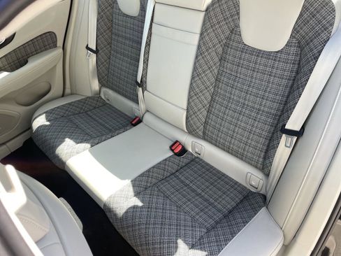 Used 2021 Volvo S60 T5 Momentum w/ Protection Package Premier image 11