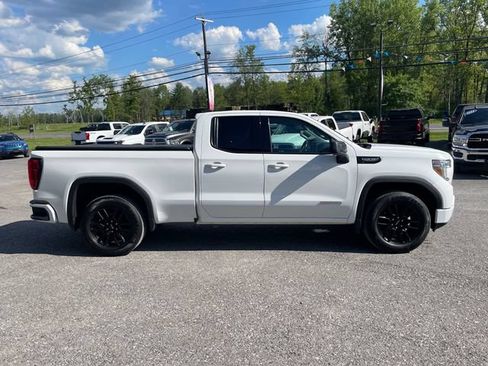 Used 2020 GMC Sierra 1500 Elevation w/ Elevation Value Package AWD/4WD image 8