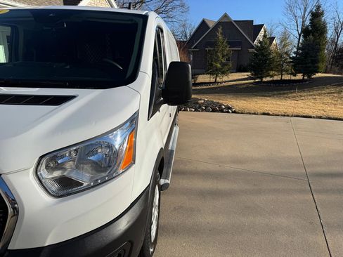 Used 2021 Ford Transit 250 Low Roof w/ Exterior Upgrade Package image 32