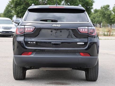 Used 2024 Jeep Compass Latitude AWD/4WD image 10