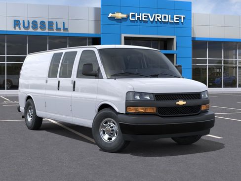 New 2026 Chevrolet Express 3500 Extended RWD image 31