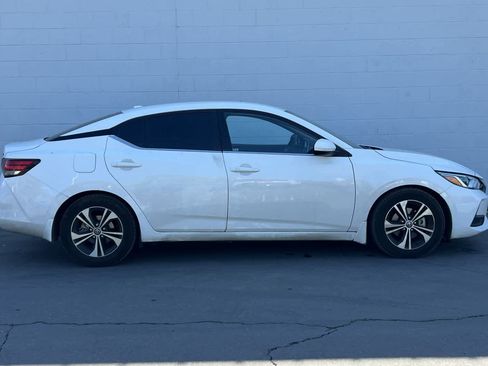 Used 2021 Nissan Sentra SV image 9