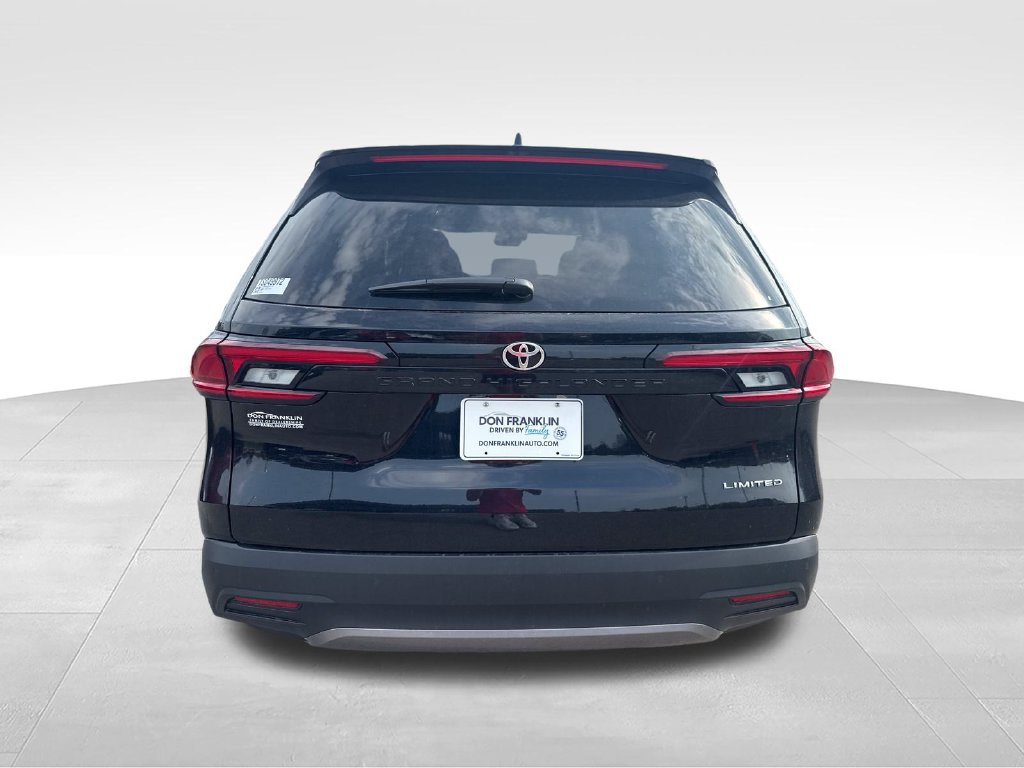 Used 2026 Toyota Grand Highlander FWD image 5
