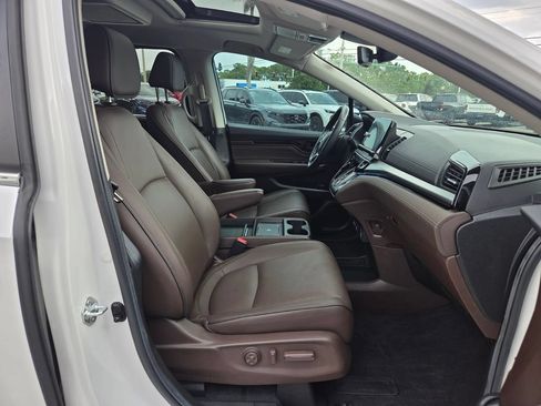 Certified 2025 Honda Odyssey Touring image 20