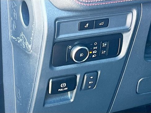 Used 2022 Ford Expedition Limited RWD image 10