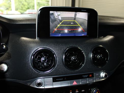 Used 2021 Kia Stinger GT AWD/4WD image 17