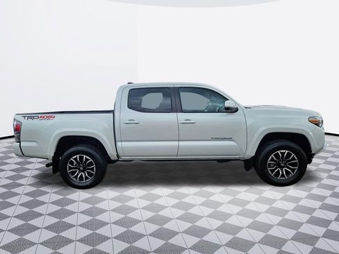Used 2023 Toyota Tacoma TRD Sport w/ Advanced Technology Package AWD/4WD image 7
