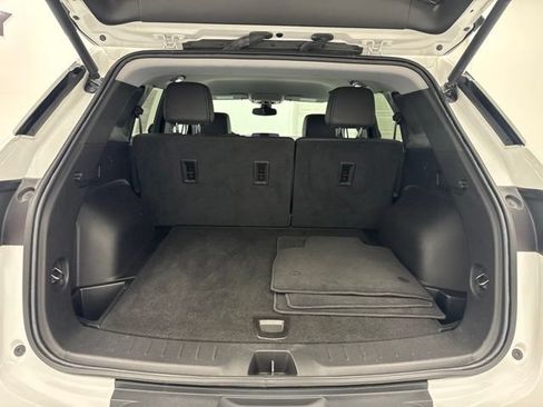 Used 2023 Chevrolet Blazer LT FWD image 26