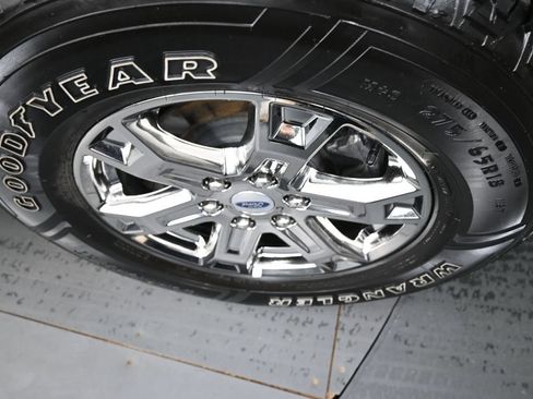 Used 2023 Ford F150 XLT w/ XTR Package AWD/4WD image 9