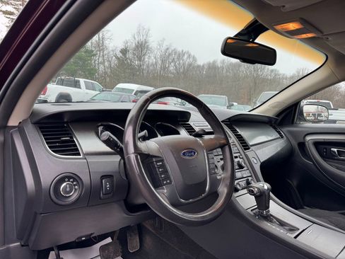 Used 2011 Ford Taurus SEL image 14