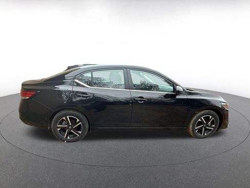 Used 2025 Nissan Sentra SV image 14