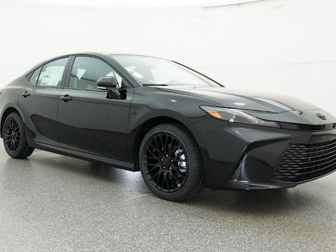 New 2026 Toyota Camry LE FWD image 32