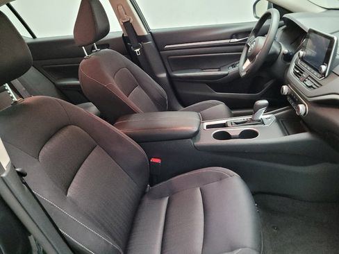 Used 2022 Nissan Altima 2.5 SV FWD image 21
