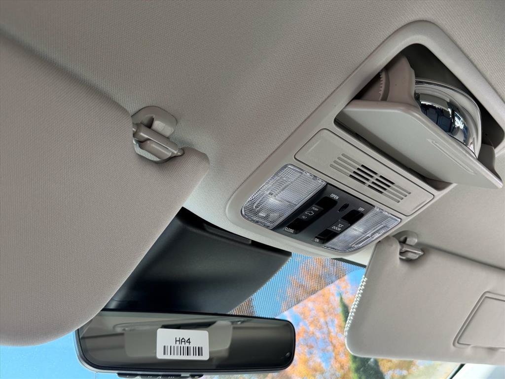 New 2027 Honda Odyssey Touring image 25