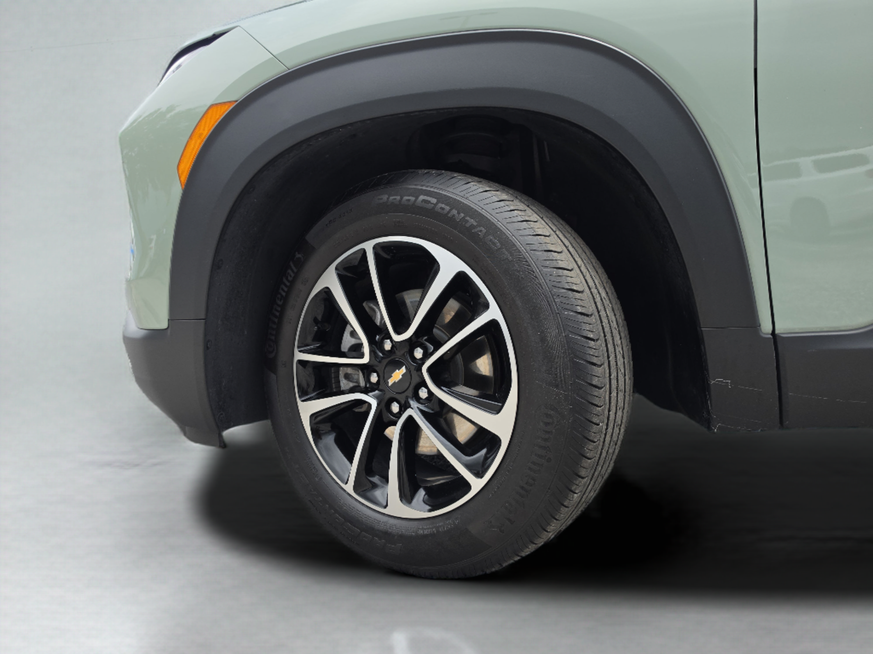 Used 2025 Chevrolet TrailBlazer LT w/ Convenience Package FWD image 39