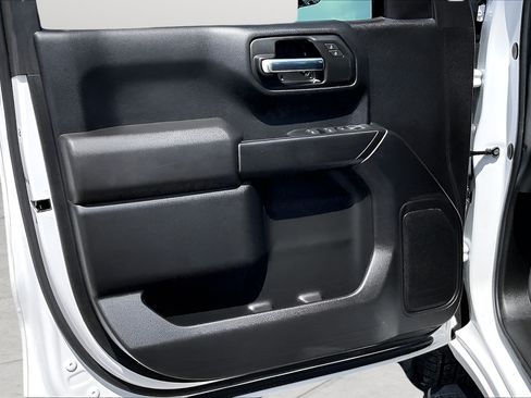 Used 2025 Chevrolet Silverado 1500 Custom AWD/4WD image 16