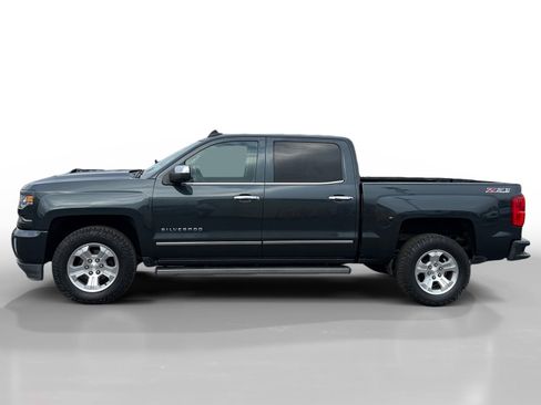 Used 2017 Chevrolet Silverado 1500 LTZ Z71 w/ LTZ Plus Package image 2