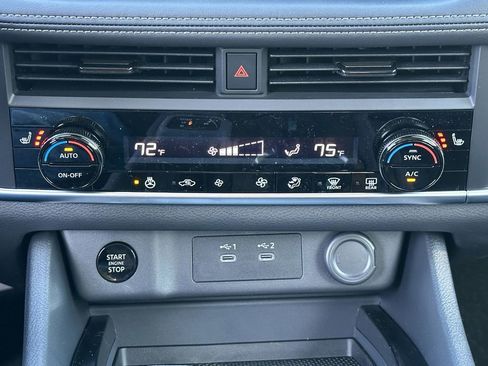New 2026 Nissan Rogue SV w/ Cold Weather Package AWD/4WD image 19