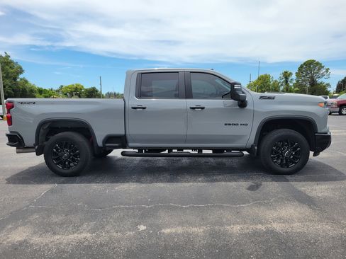 Certified 2025 Chevrolet Silverado 2500 Custom w/ Custom Value Package AWD/4WD image 4