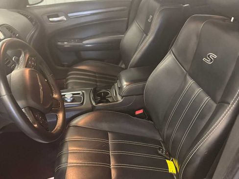 Used 2016 Chrysler 300 S RWD image 26