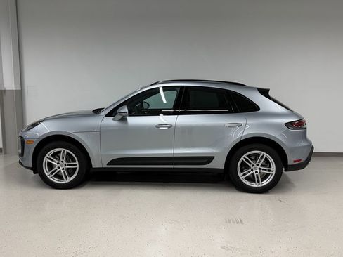 Certified 2026 Porsche Macan image 2