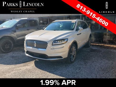 Used 2023 Lincoln Nautilus Reserve w/ Equipment Group 201A AWD/4WD image 9