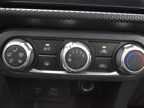 Used 2024 Nissan Kicks SV FWD image 33