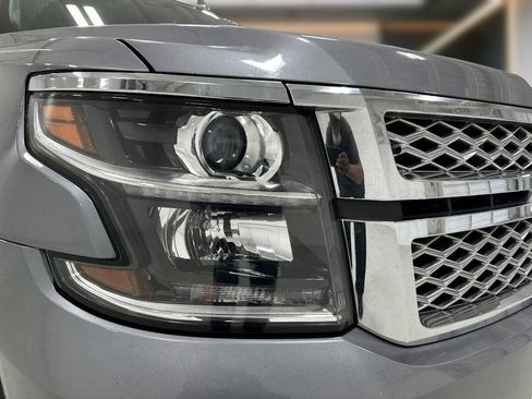 Used 2018 Chevrolet Tahoe LT w/ LT Signature Package RWD image 10